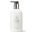 MOLTON BROWN Delicious Rhubarb & Rose Body Lotion 300 ml